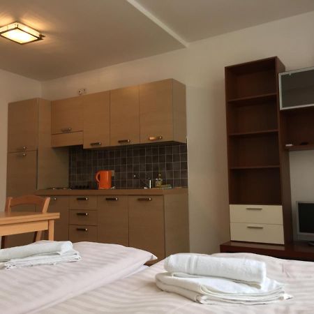 Residence La Familia Praga Zewnętrze zdjęcie