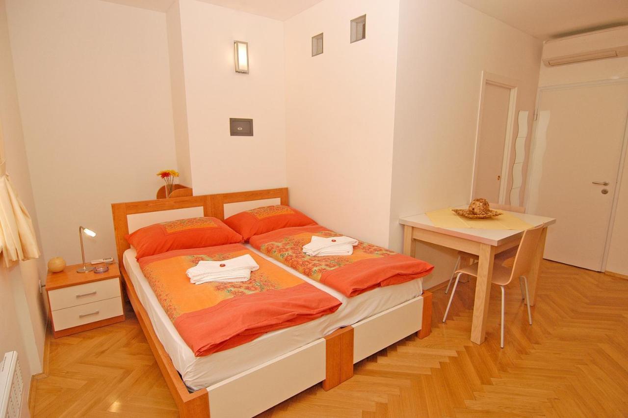 Residence La Familia Praga Zewnętrze zdjęcie