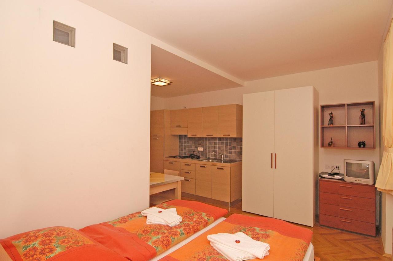 Residence La Familia Praga Zewnętrze zdjęcie