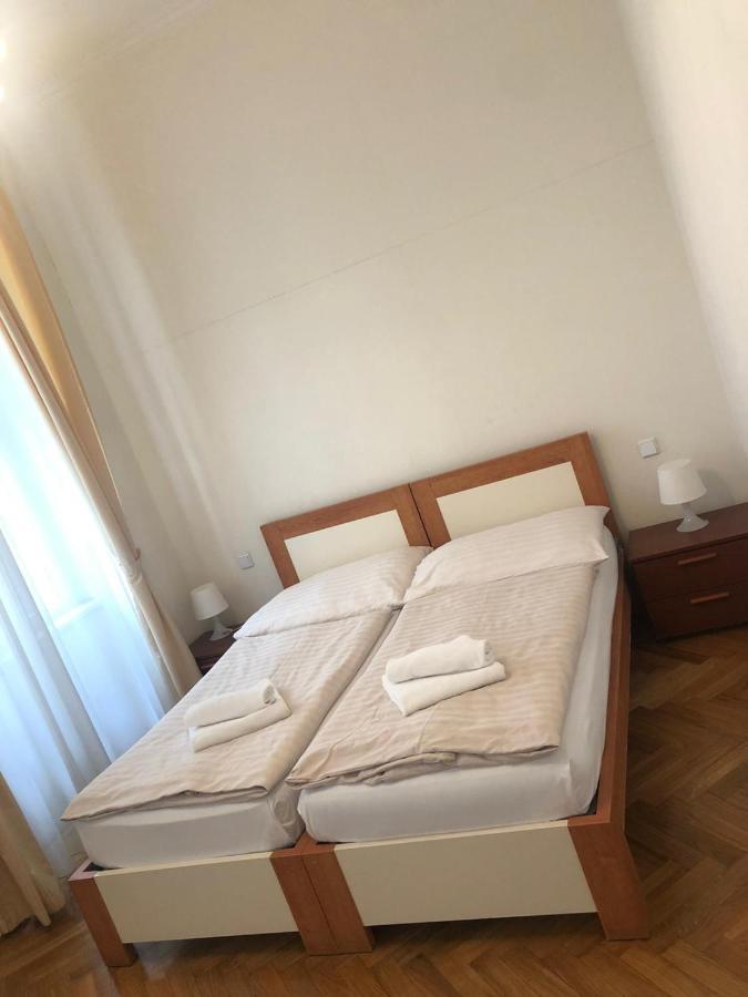 Residence La Familia Praga Zewnętrze zdjęcie