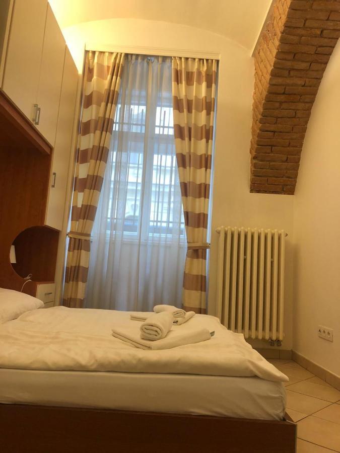 Residence La Familia Praga Zewnętrze zdjęcie