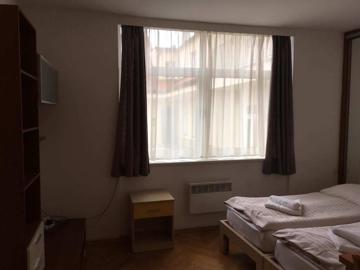 Residence La Familia Praga Zewnętrze zdjęcie