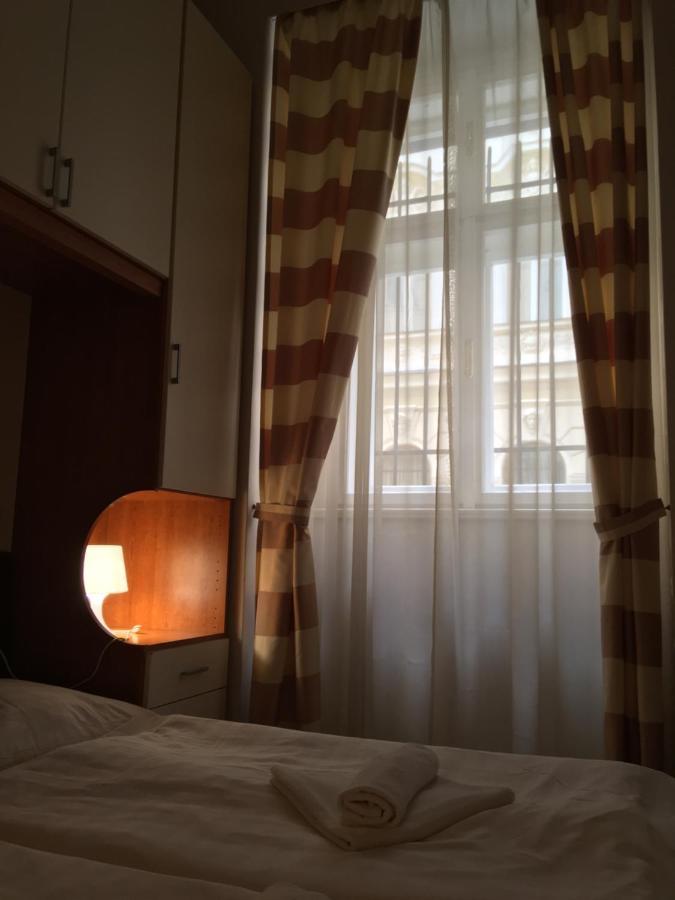 Residence La Familia Praga Zewnętrze zdjęcie
