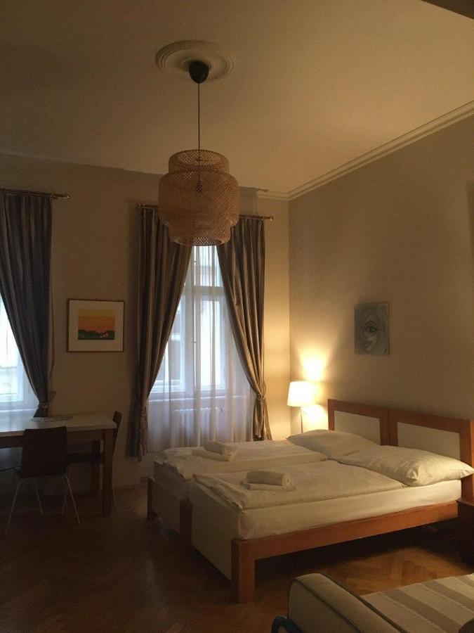 Residence La Familia Praga Zewnętrze zdjęcie
