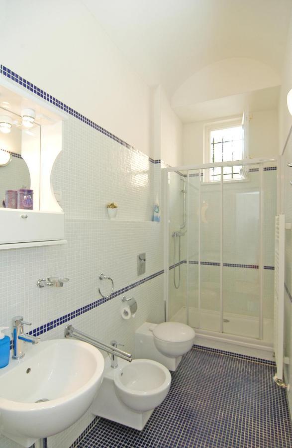Residence La Familia Praga Zewnętrze zdjęcie