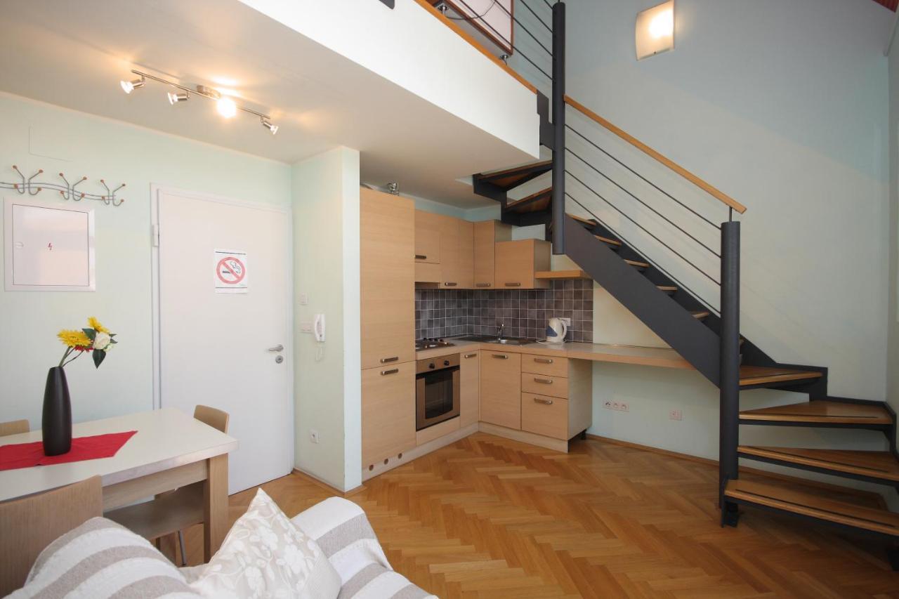 Residence La Familia Praga Zewnętrze zdjęcie
